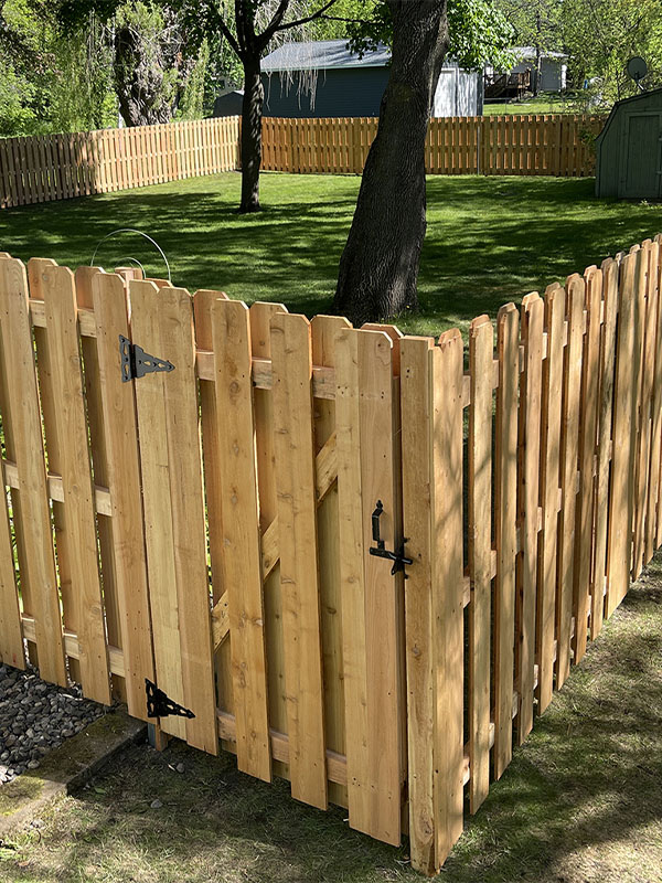 Types of fences we install in Mankato MN