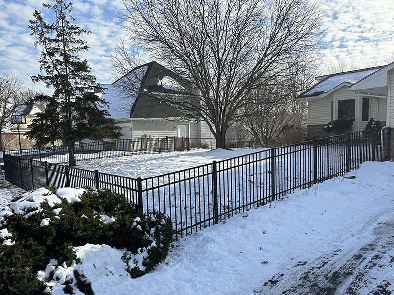 Mankato Minnesota residential and commercial fencing